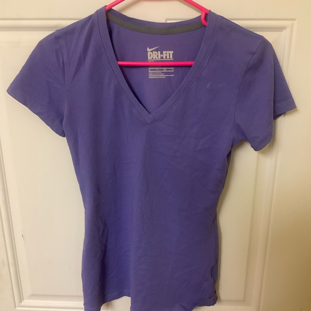 Nike Dri-Fit Vneck Tshirt